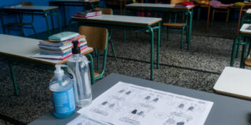 Ανατροπή: Κλείνει νωρίτερα η Γ’ Λυκείου για τις Πανελλήνιες 2021