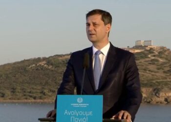 Θεοχάρης: Πώς θα έρχονται οι τουρίστες στη χώρα μας