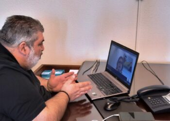 Τηλεδιάσκεψη του Δημάρχου Εορδαίας Παναγιώτη Πλακεντά με την Γενική Γραμματέα του Ιδρύματος Μποδοσάκη Αθηνά Δεσύπρη