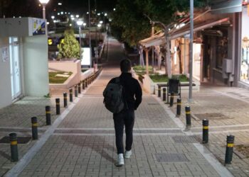 «Σπάω τα ρολόγια»: Πότε σταματάει η απαγόρευση κυκλοφορίας