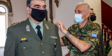 Σε Συνταγματάρχη προήχθη ο Πτολεμαϊδιώτης Αξιωματικός Ιωάννης Λιώτας – Η τελετή στη Διοίκηση της Ελληνικής δύναμης του ΝΑΤΟ