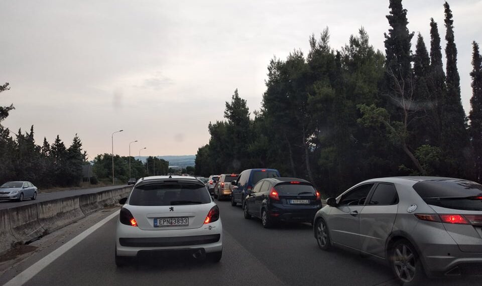 Απίστευτο μποτιλιάρισμα στην επιστροφή στην Θεσσαλονίκη από Χαλκιδική (φώτο)