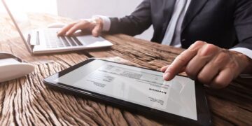 Όλα έτοιμα για τα ηλεκτρονικά βιβλία και τιμολόγια