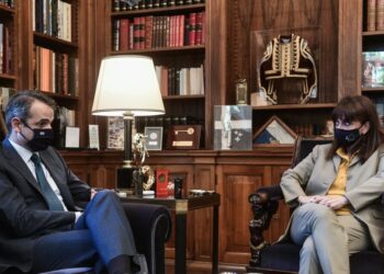 Μητσοτάκης για τα εμβόλια: «Διευκολύνσεις», όχι προνόμια – Να πείσουμε τους καχύποπτους να εμβολιαστούν