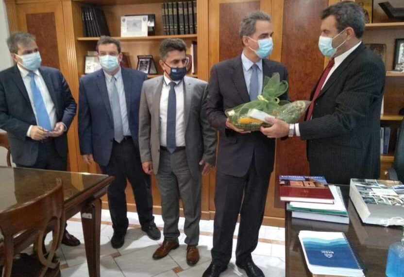 Επίσκεψη του Υφυπουργού Παιδείας και Θρησκευμάτων Άγγελου Συρίγου στον Αντιπεριφερειάρχη Καστοριάς