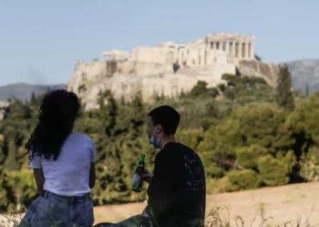 Πτυχιούχοι Πανεπιστημίου οι 4 στους 10 νέους, αλλά με υψηλή ανεργία -Τι προβλέπει το Σχέδιο Ανάκαμψης για δημιουργία νέων θέσεων εργασίας