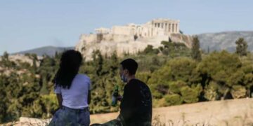 Πτυχιούχοι Πανεπιστημίου οι 4 στους 10 νέους, αλλά με υψηλή ανεργία -Τι προβλέπει το Σχέδιο Ανάκαμψης για δημιουργία νέων θέσεων εργασίας