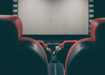 Ανοίγουν τα χειμερινά σινεμά από την 1η Ιουλίου με εμβόλια και self test