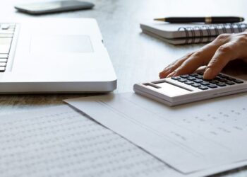 Κίνητρα για ηλεκτρονικές αποδείξεις ετοιμάζει η κυβέρνηση