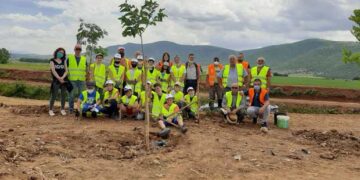 Δενδροφύτευση δίπλα στο ποτάμι της Άρδασσας, για την Παγκόσμια Ημέρα Περιβάλλοντος