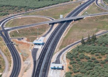 ΓΕΚ Τέρνα: Αντίστροφη μέτρηση για τα εγκαίνια του πρώτου τμήματος του Ε65 – To δρομολόγιο Αθήνα – Γρεβενά δεν θα ξεπερνά τις 4 ώρες