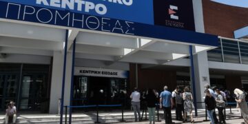 Εμβολιασμοί: Η πορεία προς την «Ελευθερία» σε ποσοστά – Ποιες ηλικιακές ομάδες σπεύδουν – Τι θα γίνει με τους εφήβους