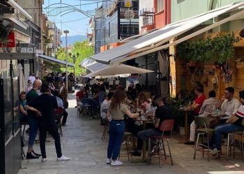 Τι αλλάζει από 15 Ιουλίου σε εστίαση-διασκέδαση -Τα καταστήματα μόνο για εμβολιασμένους και οι νέες ανακοινώσεις που έρχονται