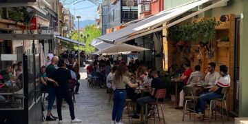 Τι αλλάζει από 15 Ιουλίου σε εστίαση-διασκέδαση -Τα καταστήματα μόνο για εμβολιασμένους και οι νέες ανακοινώσεις που έρχονται