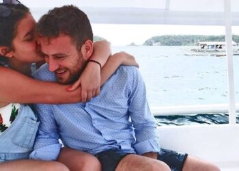 Έγκλημα στα Γλυκά Νερά: Η ομολογία της δολοφονίας της Καρολάιν και του σκύλου, τα κενά στο «σενάριο» του πιλότου και οι αντιδράσεις