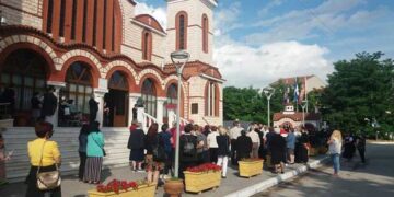Τελετή Αποδόσεως του Πάσχα στον Ιερό Ναό Αγίου Στεφάνου Πτολεμαΐδας! (Της Κούλας Πουλασιχίδου)