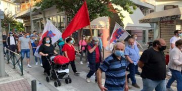 Νέα απεργιακή συγκέντρωση και πορεία πραγματοποιήθηκε σήμερα στην Κοζάνη ενάντια στο νομοσχέδιο για τα εργασιακά (video)