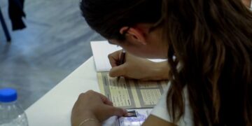 Πανελλαδικές εξετάσεις 2021: Αυτό είναι το θέμα της Νεοελληνικής Γλώσσας και Λογοτεχνίας