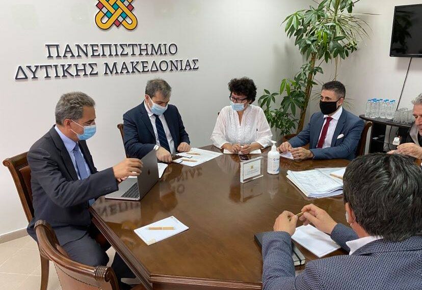 Ξεκάθαρο μήνυμα στήριξης Συρίγου στο Πανεπιστήμιο: «Δεν θα σας αφήσουμε»- Η εκτίμηση για τα τμήματα που θα πληγούν από τη βάση εισαγωγής- Το αίτημα για ενίσχυση του προσωπικού- Εντυπωσιασμένος από τις υποδομές ο Υφυπουργός Παιδείας