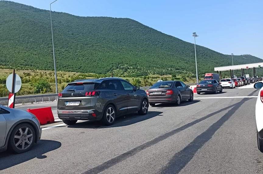 Εγνατία οδός: Ουρές για δεύτερη ημέρα στα διόδια στο ύψος της Σιάτιστας