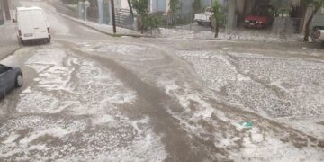 Έντονη χαλαζόπτωση στη Φλώρινα
