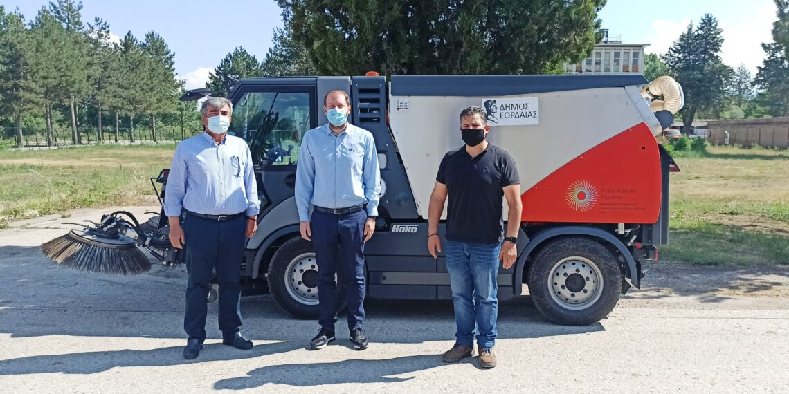 Νέο σάρωθρο στο στόλο οχημάτων του Δήμου Εορδαίας. Δωρεά του Διαδριατικού Αγωγού Φυσικού Αερίου (ΤΑΡ)