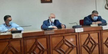 Συνάντηση Δημάρχου Εορδαίας Παναγιώτη Πλακεντά με τον Γ.Γ. Επαγγελματικής Εκπαίδευσης και Δια Βίου Μάθησης του Υπουργείου Παιδείας Γιώργο Βούτσινο- Σύσκεψη με τους διευθυντές των ΕΠΑΛ παρουσία του Περιφερειάρχη-Στο επίκεντρο τα λειτουργικά και κτιριακά προβλήματα των ΕΠΑΛ στην Πτολεμαΐδα