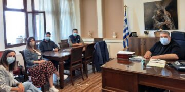 Επίσκεψη στο γραφείο του Δημάρχου Εορδαίας από κλιμάκιο του ΚΕΘΕΑ Ηπείρου