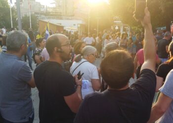 Λεκτική επίθεση αντεβολιαστών και ύβρεις σε δημοσιογράφο στην Κοζάνη