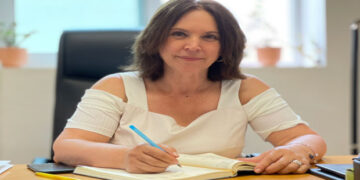 Καλλιόπη Βέττα: Ερώτηση στην Βουλή για τις σοβαρές ελλείψεις στα νοσοκομεία της ΠΕ Κοζάνης