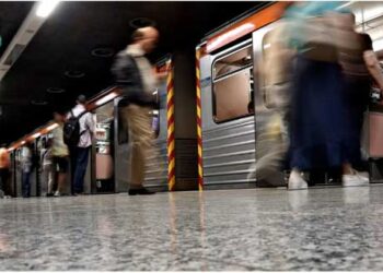 «Προνόμια» και στις μετακινήσεις για τους εμβολιασμένους -Εκπτωτικά πακέτα για τα ΜΜΜ εξετάζει το υπ. Μεταφορών