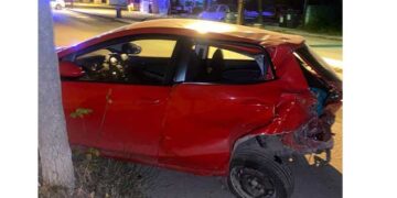 Αμύνταιο: Οδηγός έχασε τον έλεγχο του αυτοκινήτου και «καρφώθηκε» σε άλλα αυτοκίνητα- «Κόλλησε» το γκάζι