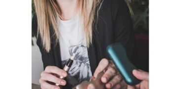 Παγκόσμια δοκιμή για το ηλεκτρονικό τσιγάρο με το Εθνικό Σύστημα Υγείας της Αγγλίας (NHS) να ηγείται