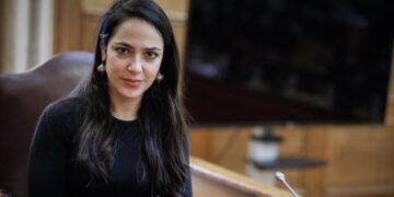 Μιχαηλίδου: Λάθος η διατύπωσή μου που συνέδεε την υποχρεωτικότητα εμβολιασμού στις δομές με απολύσεις