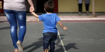 Επίδομα παιδιού: Κλείνει προσωρινά η ηλεκτρονική πλατφόρμα – Πώς θα υπολογιστεί η γ’ δόση