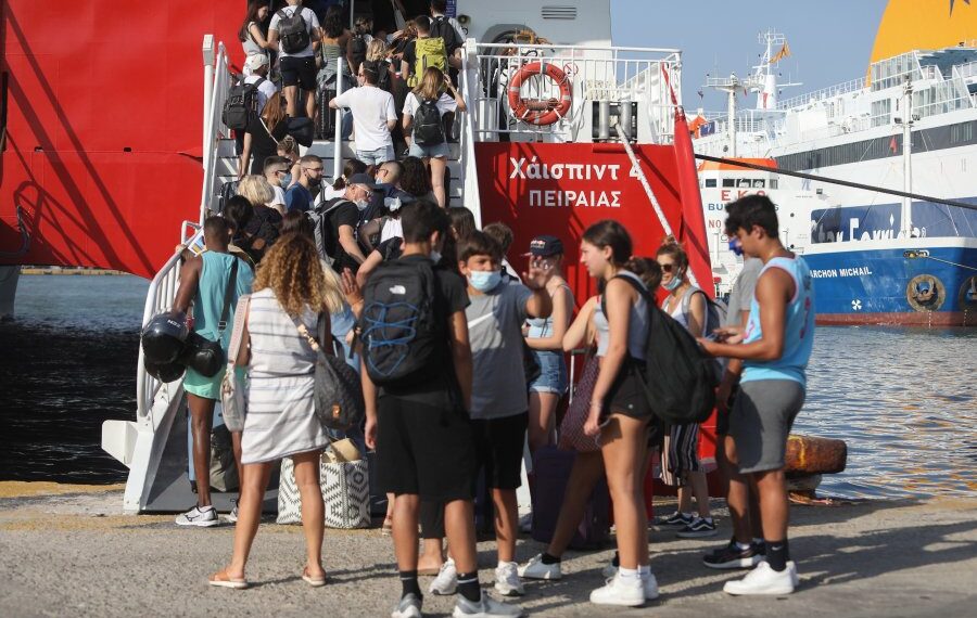 Freedom pass: Πρεμιέρα σήμερα για τις αιτήσεις στο freedompass.gov.gr και τα 150 ευρώ