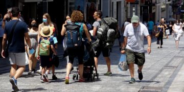 Βατόπουλος: «Δεν έχει φύγει από το τραπέζι η επιλογή ενός γενικευμένου lockdown»