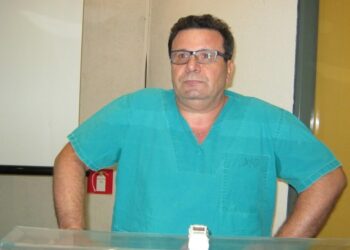 Νίκος Σαμαράς, Διευθυντής Ορθοπαιδικής Μποδοσάκειου για όσους αρνούνται πεισματικά να εμβολιαστούν: “Όταν εμβολιαστούν θα απευθυνθούν στον πνευματικό τους, στον Βελόπουλο, τον Τράγκα”