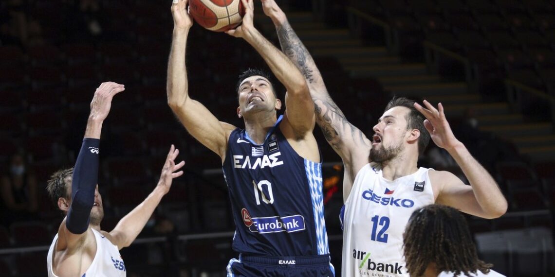 Τσεχία – Ελλάδα 97-72: Όνειρο ήταν και πάει η πρόκριση στους Ολυμπιακούς, κατέρρευσε η Εθνική στον τελικό της Βικτόρια