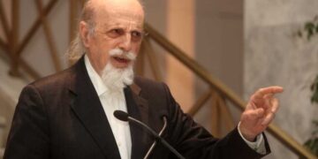 Θεοδόσης Τάσιος σε αρνητές εμβολίων: “Τρομάξτε που να πάρει ο διάολος – Είστε ξενοδόχοι θανάτου”