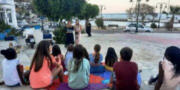 Οι «ιστορίες» της Δημοτικής Βιβλιοθήκης Πτολεμαΐδας ταξίδεψαν στην Τήλο