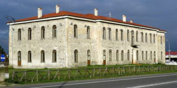 Δήμος Σερβίων: «ΝΑΙ» στην παραχώρηση του Οθωμανικού Σχολείου στο Πανεπιστήμιο Δυτικής Μακεδονίας- «Κόλλησε» στην απόλυτη πλειοψηφία η επικύρωση της σύμβασης- Οι προβλέψεις του Πρυτανικού Συμβουλίου και τα χρήματα που θα χρειαστούν- Ποιες δράσεις θα αναπτυχθούν