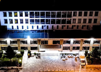 Θωρακίζονται ενεργειακά τα κτίρια της Περιφέρειας Καστοριάς και του Επιμελητηρίου