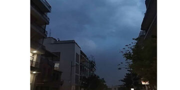 Απόκοσμο τοπίο και…”σκοτεινή” ατμόσφαιρα σε Κοζάνη και Πτολεμαΐδα