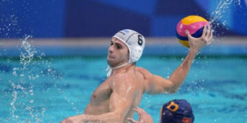 Αλέξανδρος Παπαναστασίου: Την ώρα που έπαιρνε την πρόκριση στον τελικό του πόλο, καιγόταν το σπίτι του (pic)