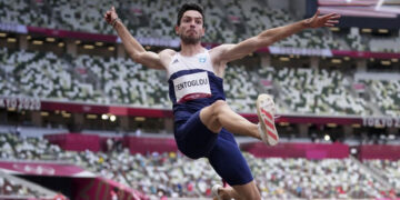 Μίλτος Τεντόγλου: Χρυσός Ολυμπιονίκης στο μήκος στο τελευταίο άλμα με 8,41
