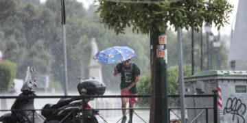 Καιρός: Καταιγίδες και χαλάζι από Παρασκευή και μετά… ξανά καύσωνας