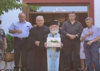 Αναχώρησε το ιερό λείψανο του Αγίου Διονυσίου εν Ολύμπω από το Βελβεντό για το Μοναστήρι του στον Όλυμπο