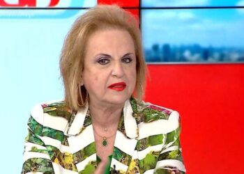 Καμπανάκι από Παγώνη: Έρχονται δύσκολες μέρες αν δεν προχωρήσει ο εμβολιασμός