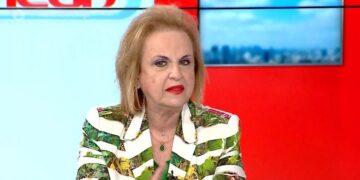 Καμπανάκι από Παγώνη: Έρχονται δύσκολες μέρες αν δεν προχωρήσει ο εμβολιασμός